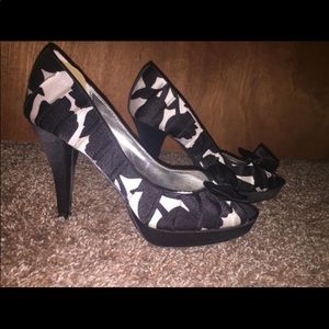 New Heels-Black&White. Brand:”Michaelangelo”